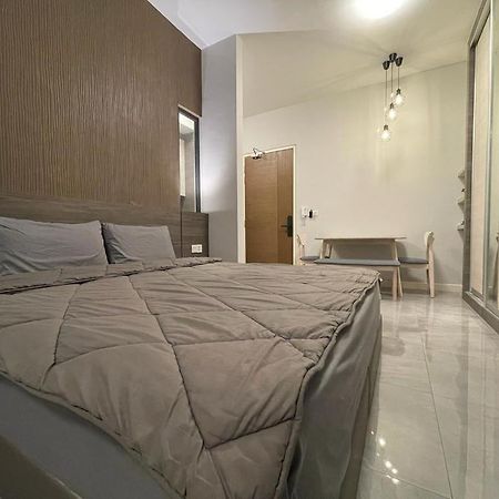 Imperio.Res - Near To Jonker & Mall - Pool View Malacca Exterior photo